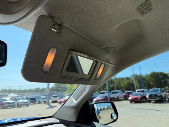 Used 2019 GMC Canyon SLE w/ SLE Convenience Package image 16