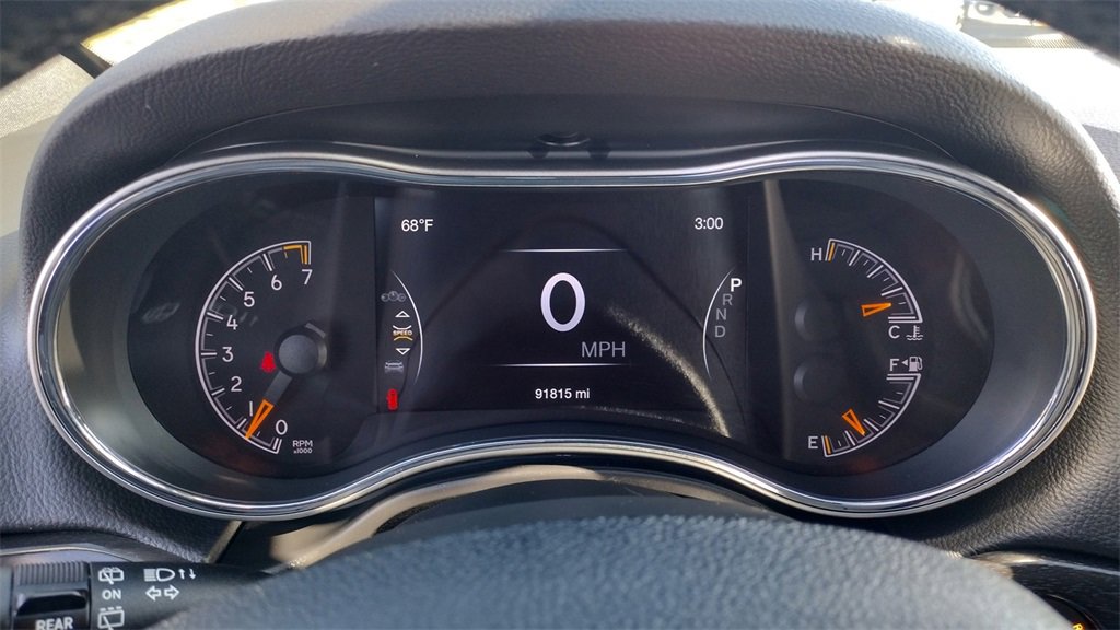 Used 2018 Jeep Grand Cherokee Altitude image 14