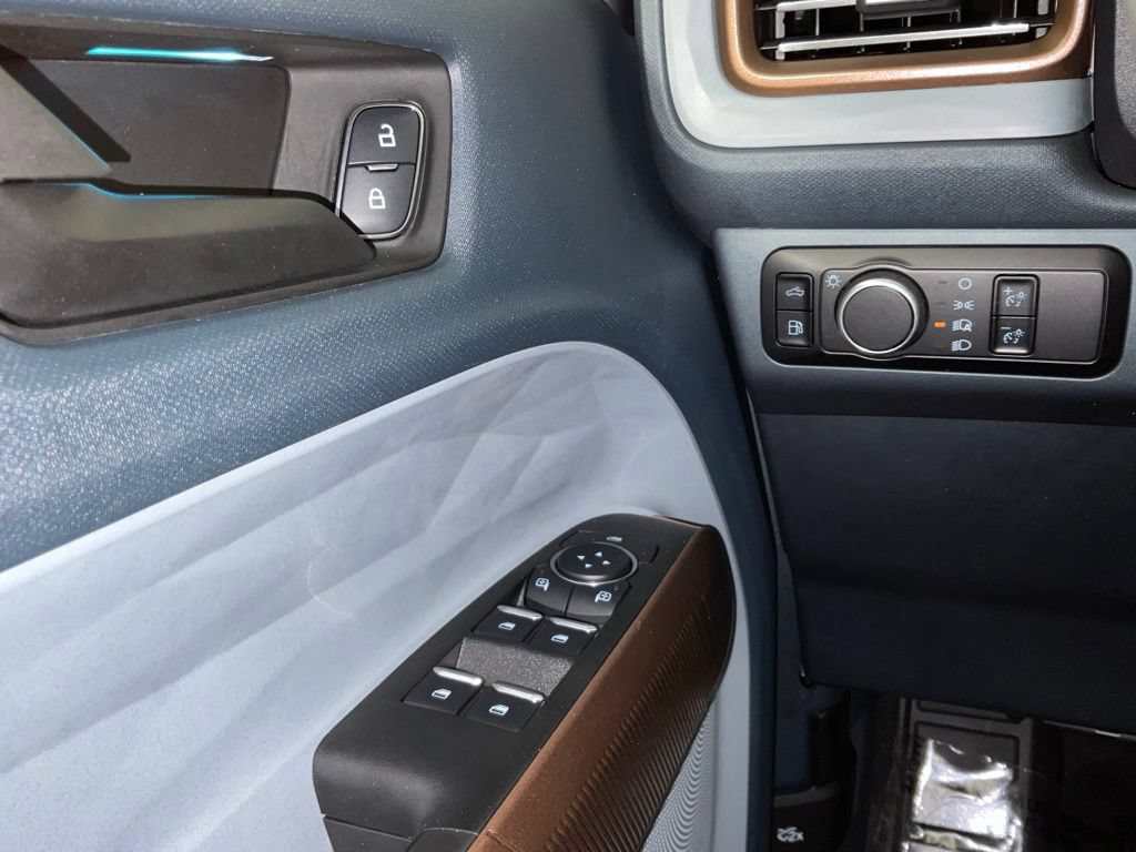 Certified 2024 Ford Maverick Lariat FWD image 20