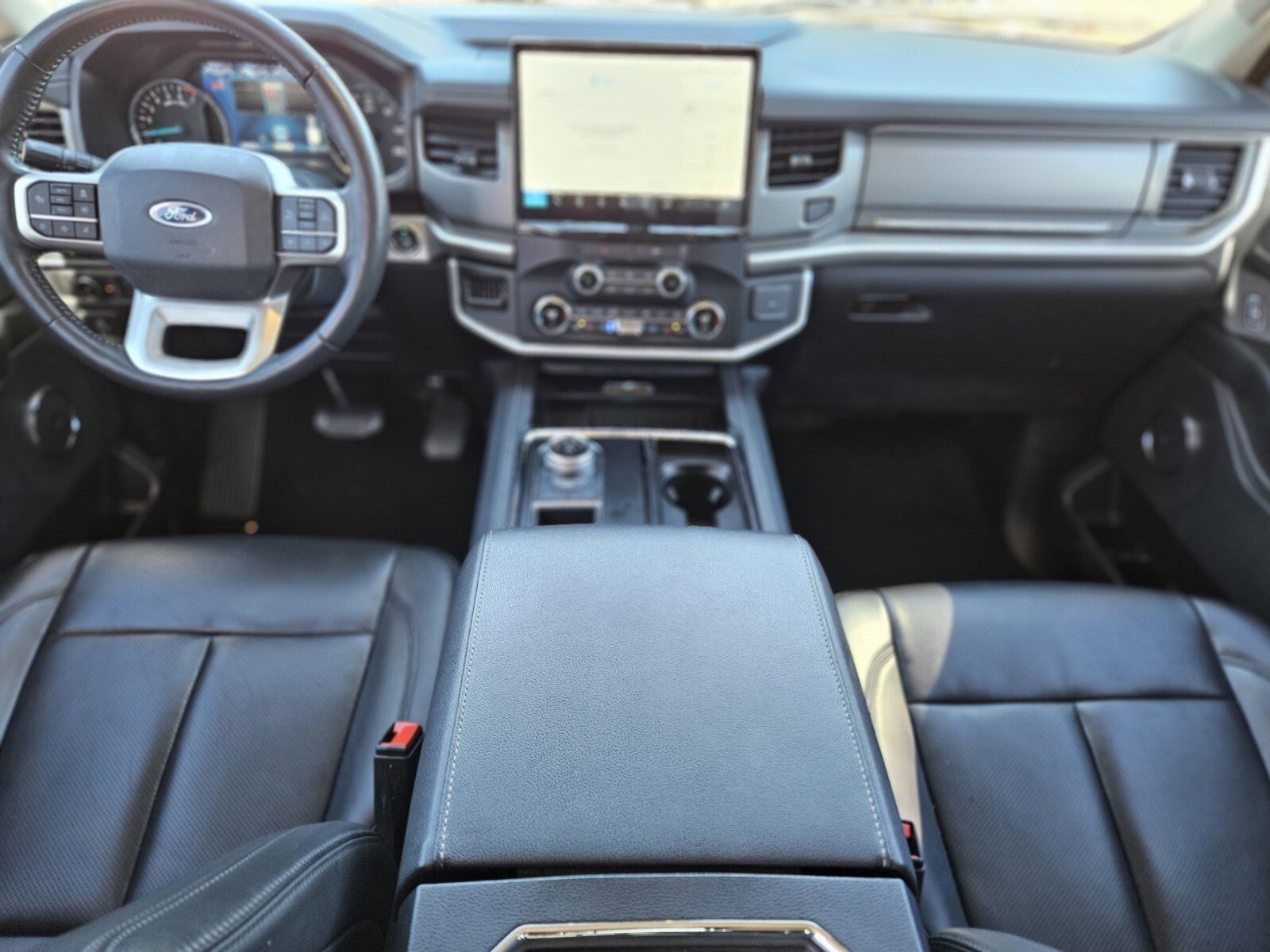 Certified 2023 Ford Expedition XLT image 15