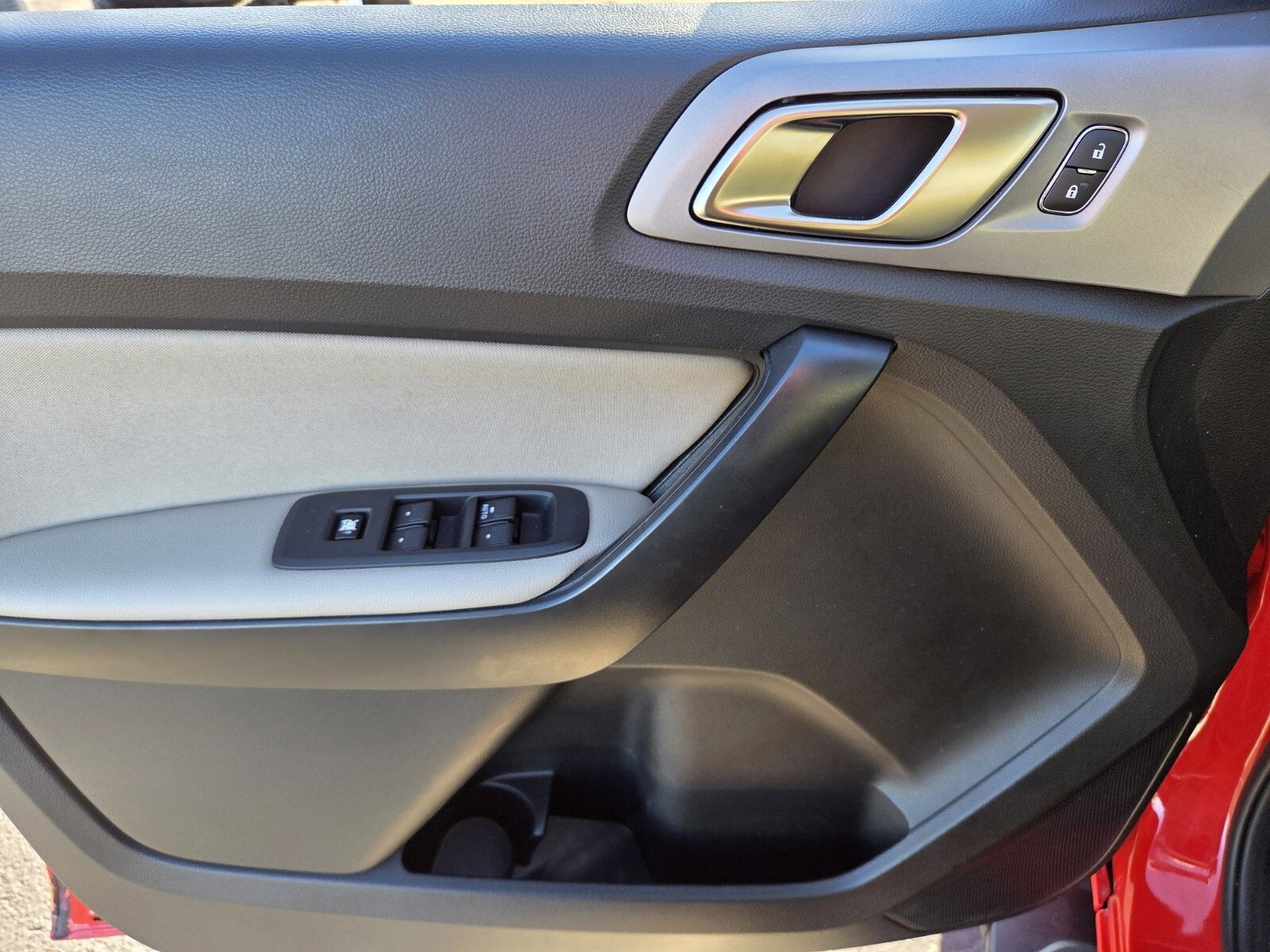 Certified 2023 Ford Ranger XLT w/ Equipment Group 302A High image 17