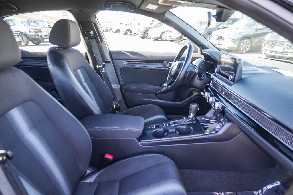 Used 2023 Honda Civic Sport image 19