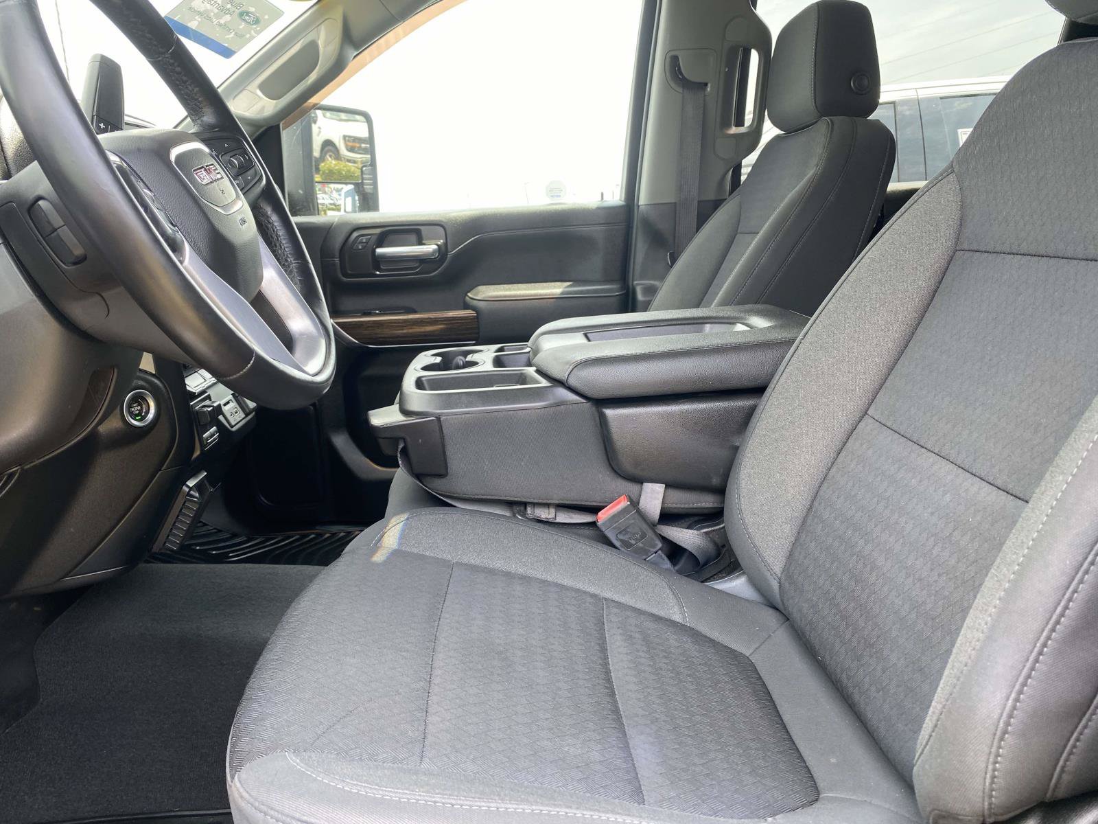 Used 2022 GMC Sierra 2500 SLE w/ SLE Value Package; AWD/4WD image 15