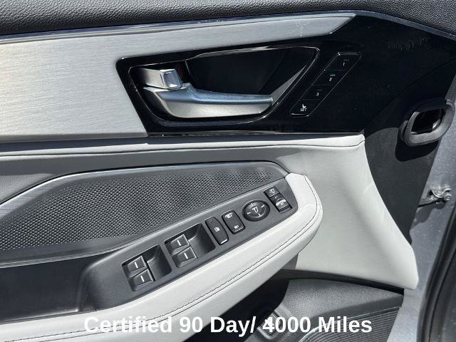 Used 2025 Acura MDX SH-AWD w/ Technology Package image 14