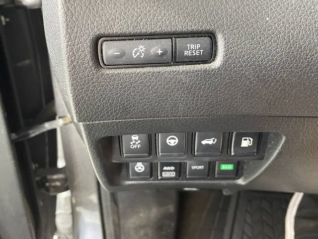 Used 2020 Nissan Rogue SV w/ Premium Package AWD/4WD image 10