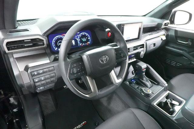 Used 2025 Toyota Tacoma TRD Sport image 22