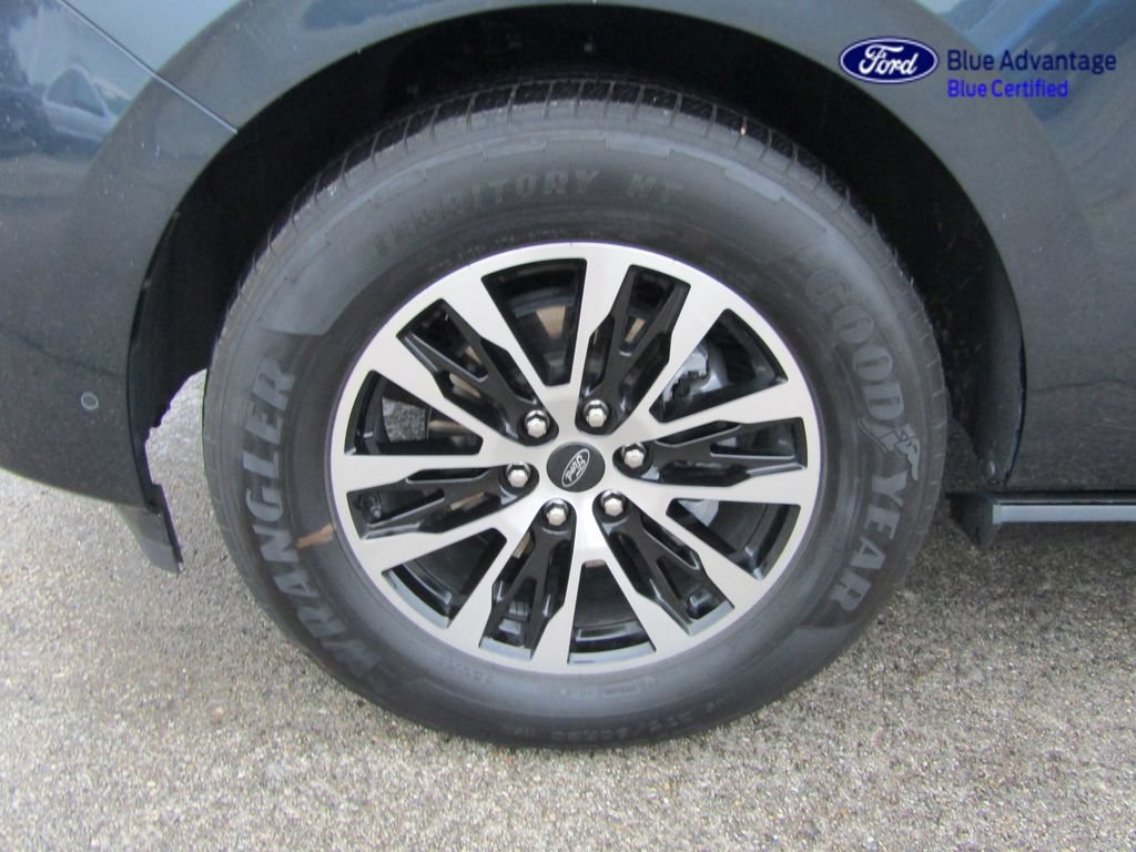 Certified 2025 Ford Expedition Max Platinum AWD/4WD image 15
