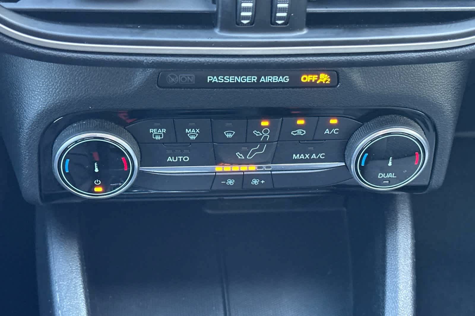 Certified 2022 Ford Escape SE AWD/4WD image 22