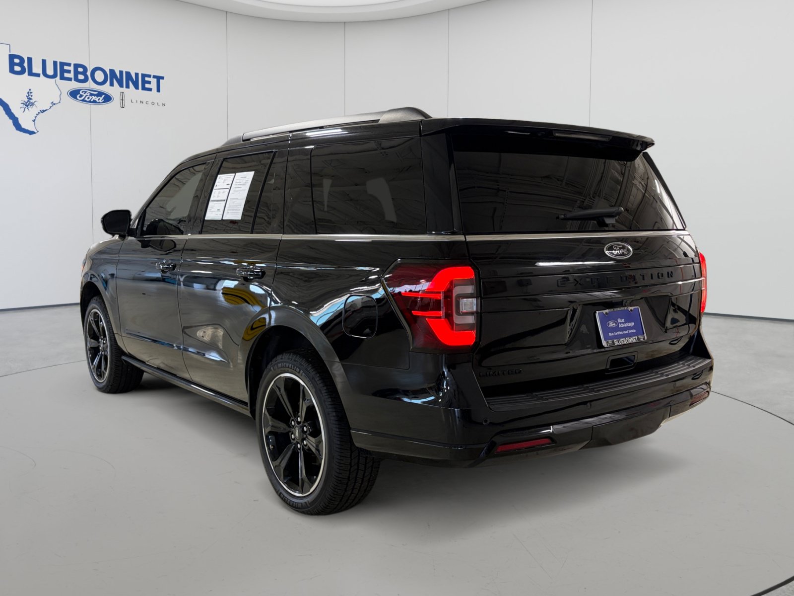 Certified 2023 Ford Expedition Limited RWD image 7
