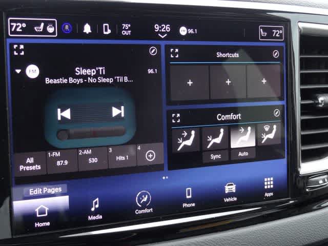 Used 2023 Chrysler Pacifica Touring-L FWD image 29