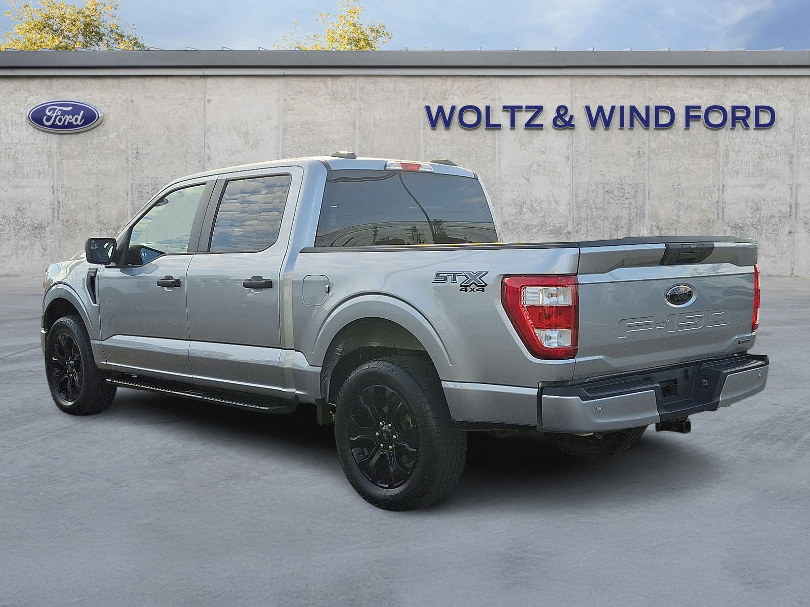 Certified 2022 Ford F150 XL w/ STX Black Appearance Package image 5