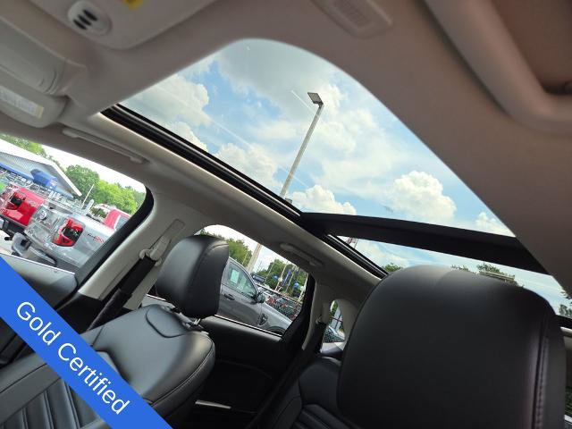 Certified 2024 Ford Edge SEL w/ Convenience Package AWD/4WD image 10