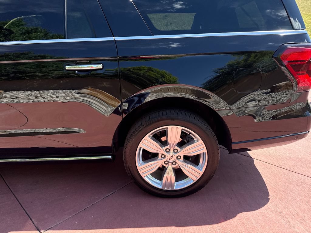 Certified 2024 Ford Expedition Max Platinum AWD/4WD image 38