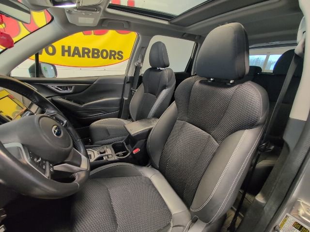 Used 2019 Subaru Forester Premium AWD/4WD image 10