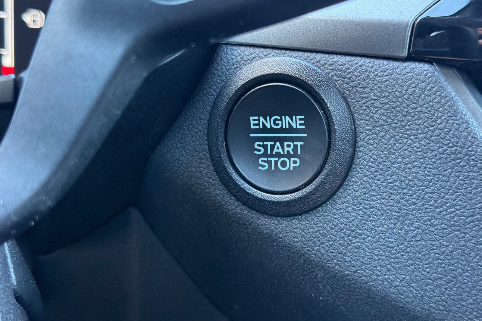 Certified 2024 Ford Escape Active AWD/4WD image 26