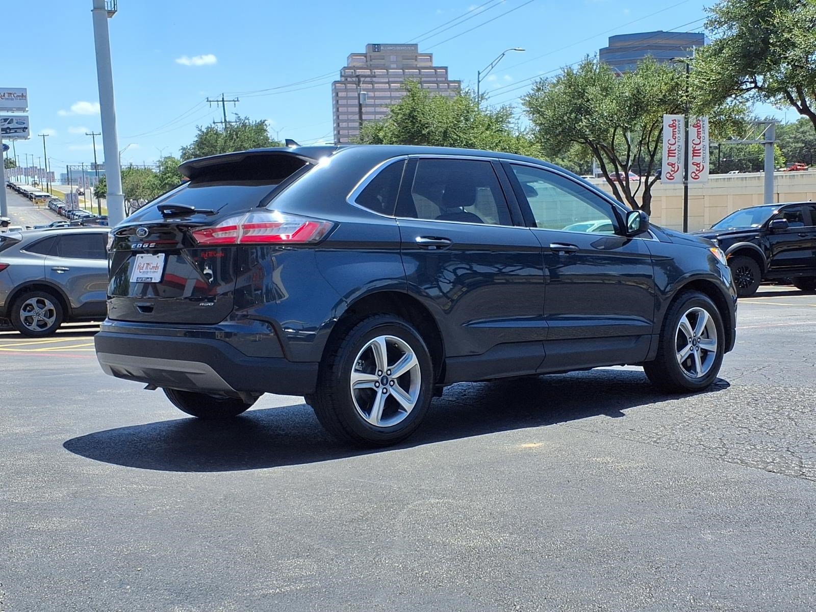 Certified 2022 Ford Edge SEL AWD/4WD image 6