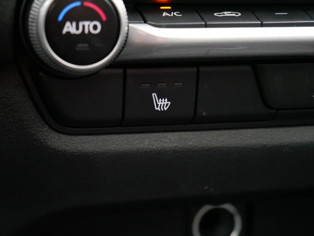 Used 2025 MAZDA CX-50 AWD 2.5 S w/ Premium Package image 26