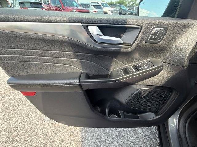 Certified 2022 Ford Escape Titanium AWD/4WD image 20