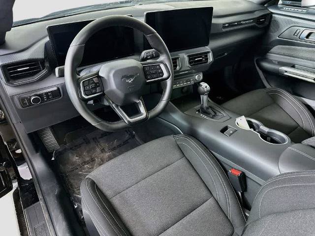Certified 2024 Ford Mustang Coupe RWD image 2