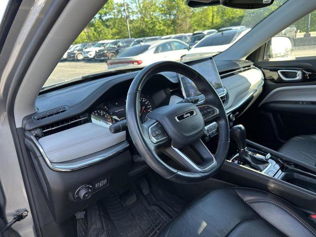Used 2022 Jeep Compass Limited AWD/4WD image 18