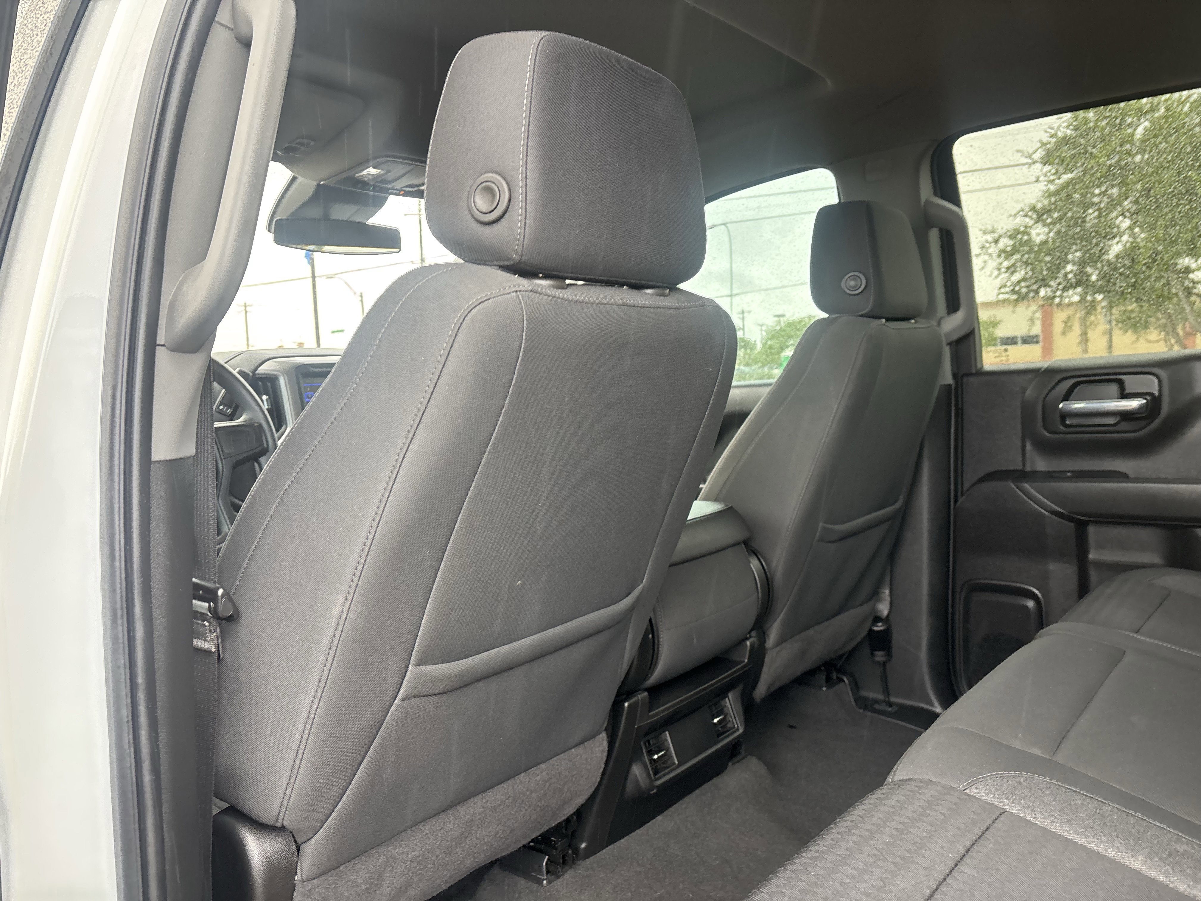 Used 2022 Chevrolet Silverado 1500 Custom Trail Boss w/ LPO, Dark Essentials Package image 17