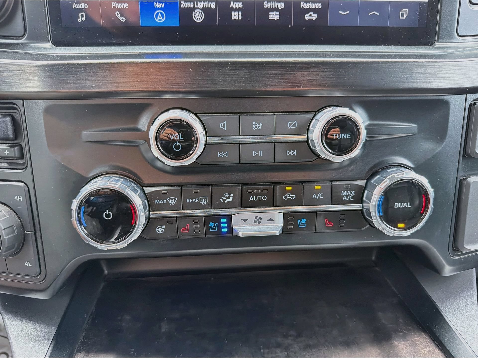 Certified 2023 Ford F250 Lariat w/ Lariat Ultimate Package AWD/4WD image 16