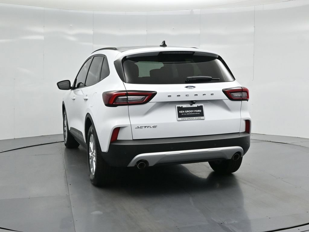 Certified 2025 Ford Escape Active w/ Tech Pack #1 FWD image 26