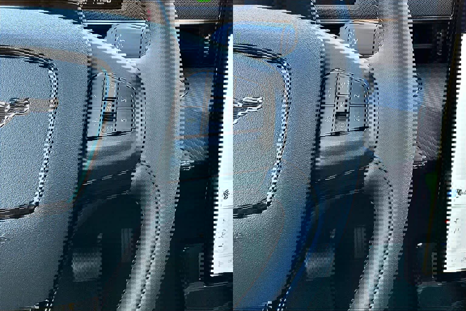 Certified 2025 Ford Mustang Mach-E Select w/ Comfort Package Lite image 27