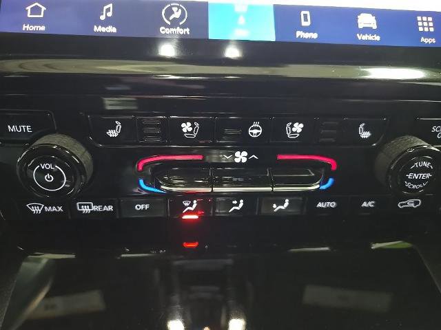 Used 2023 Jeep Grand Cherokee Summit w/ Luxury Tech Group V image 23