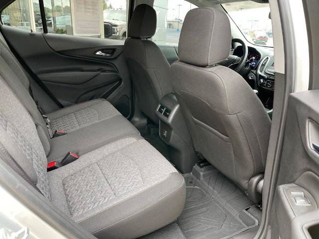 Used 2022 Chevrolet Equinox LT w/ LPO, Floor Liner Package AWD/4WD image 17