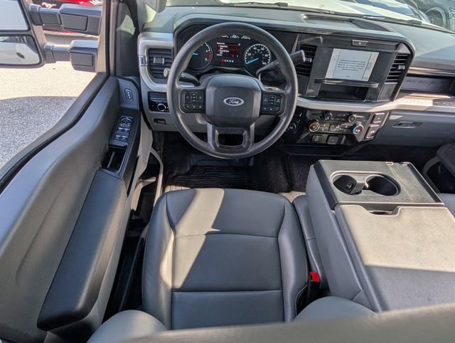 Certified 2025 Ford F250 XL AWD/4WD image 10
