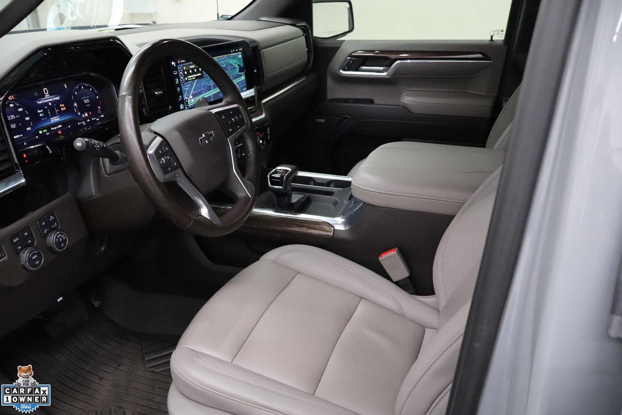 Used 2024 Chevrolet Silverado 1500 RST image 23