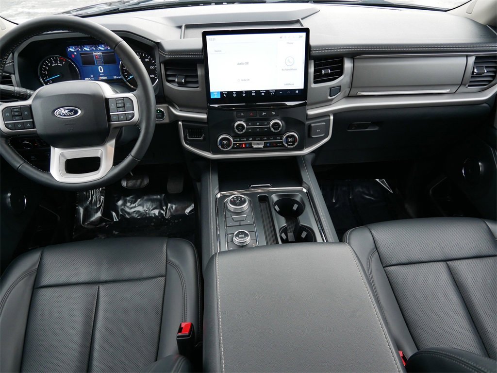 Certified 2024 Ford Expedition XLT image 13