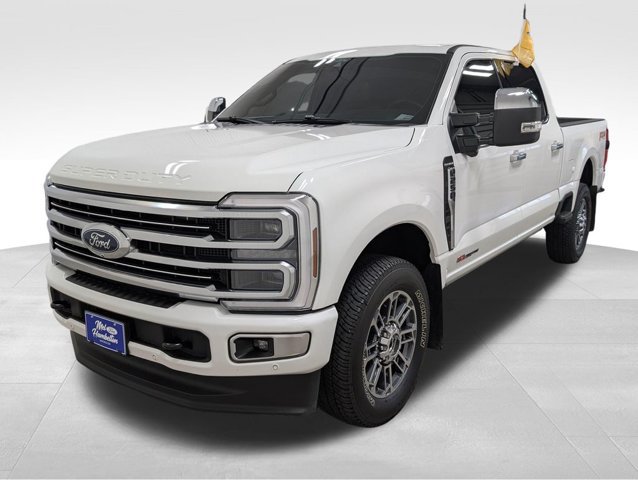 Certified 2025 Ford F250 Platinum w/ Platinum Plus Package AWD/4WD image 24