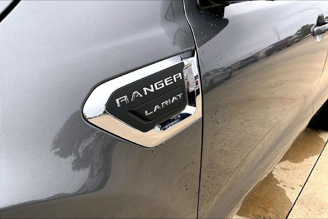 Certified 2022 Ford Ranger Lariat w/ Bed Utility Package AWD/4WD image 25