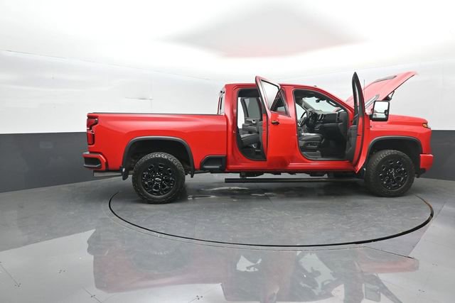 Used 2024 Chevrolet Silverado 2500 LTZ w/ LTZ Plus Package image 37