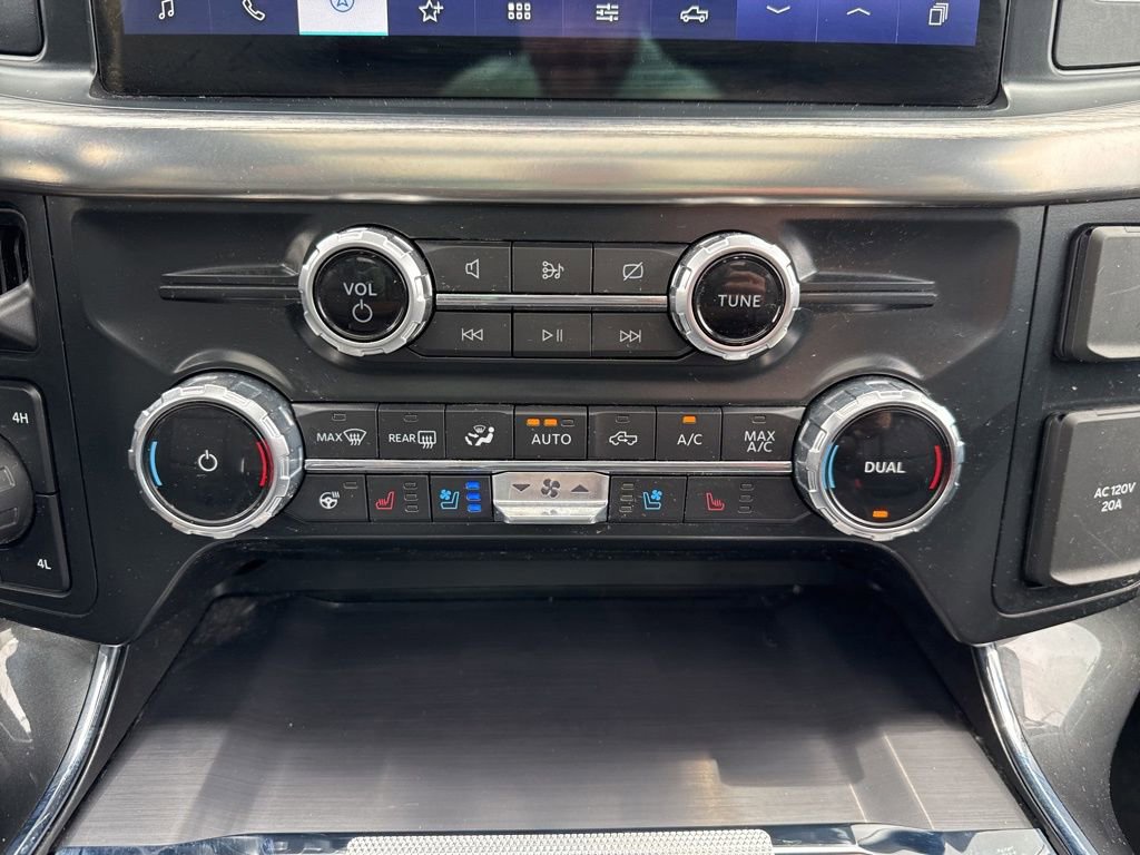 Certified 2022 Ford F150 Lariat w/ Equipment Group 502A High image 32