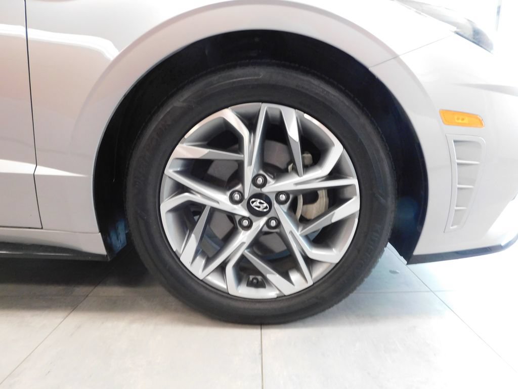 Used 2023 Hyundai Sonata SEL FWD image 9
