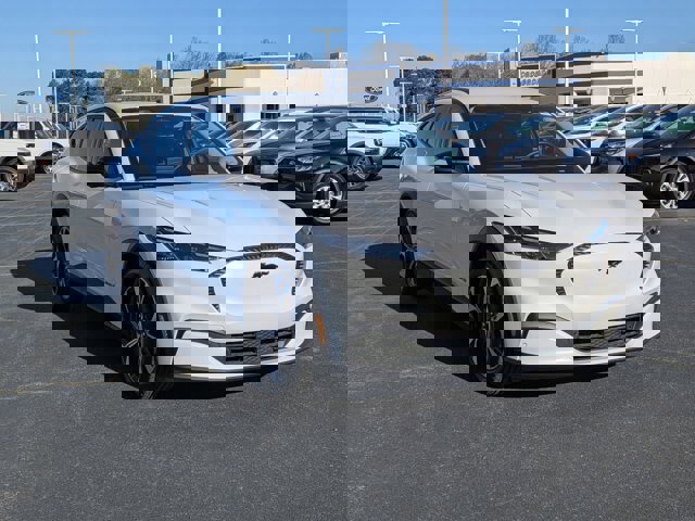 Certified 2025 Ford Mustang Mach-E Select w/ Comfort Package Lite image 7