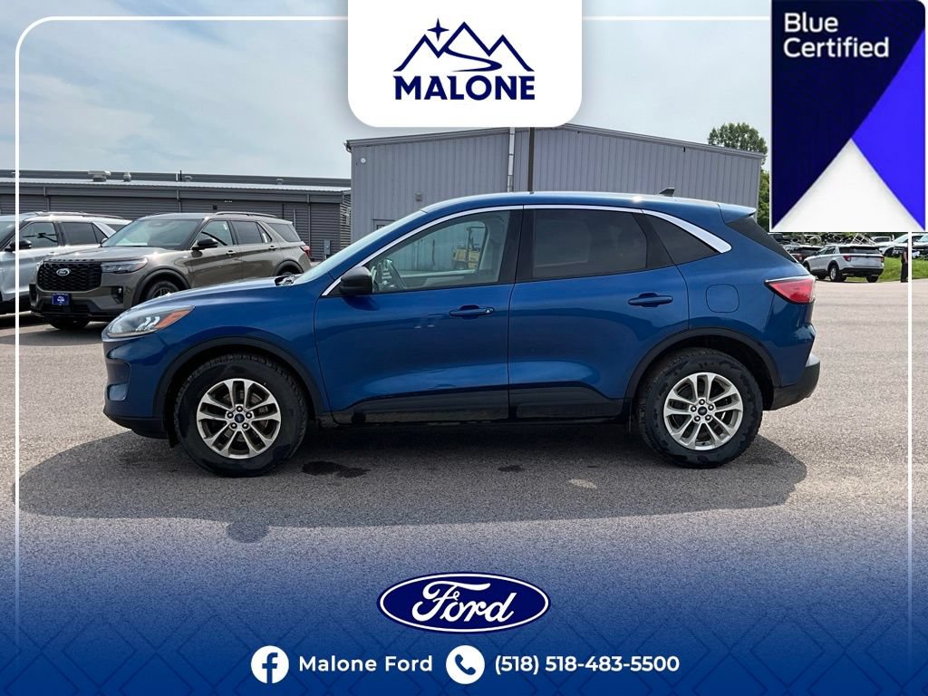 Certified 2022 Ford Escape SE w/ Cold Weather Package AWD/4WD image 3
