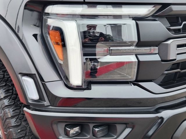 Certified 2024 Ford F150 Raptor image 9