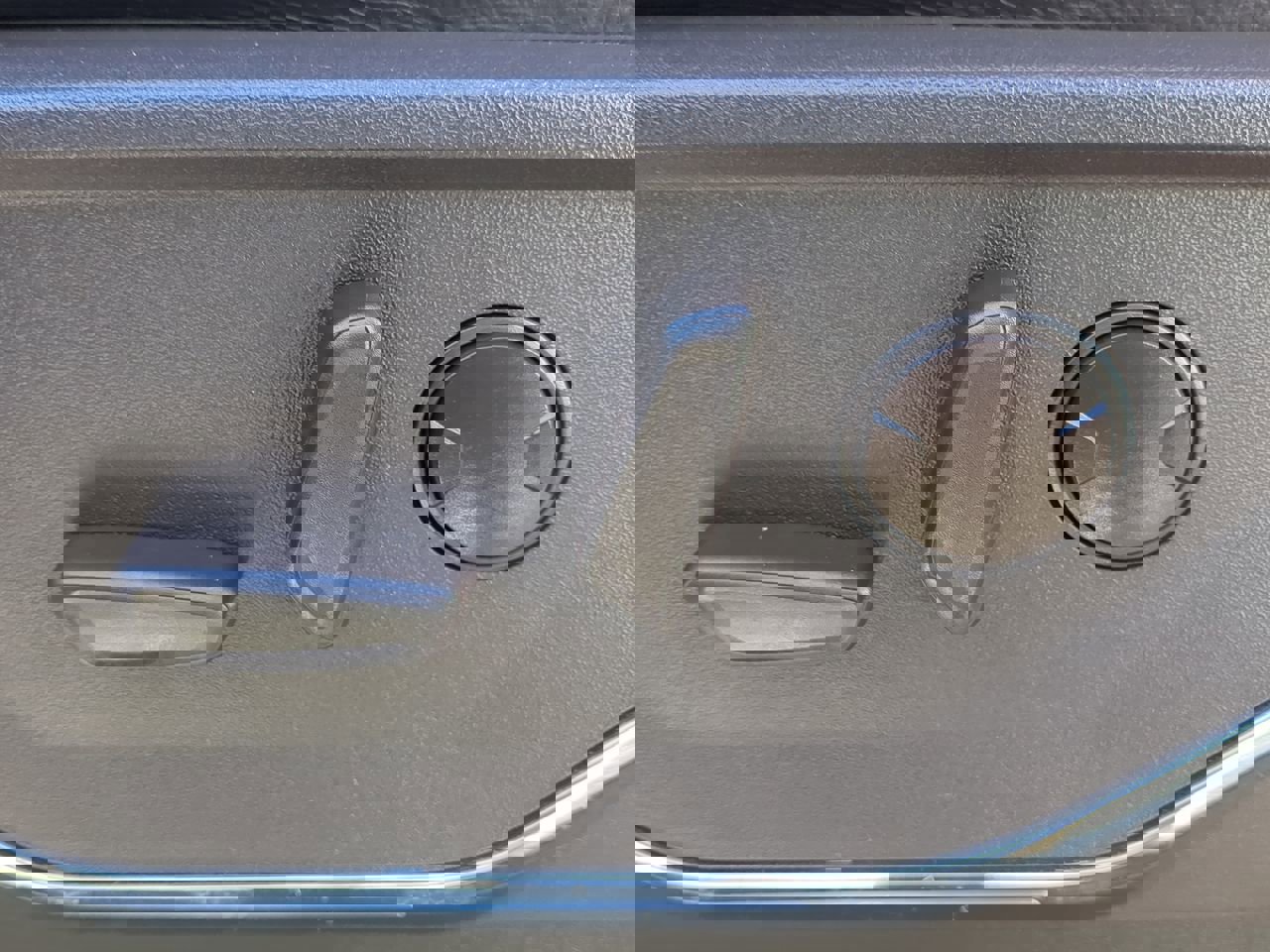 Certified 2023 Ford F450 King Ranch w/ Chrome Package image 30