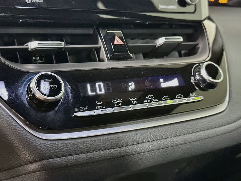 Used 2022 Toyota Corolla SE FWD image 17