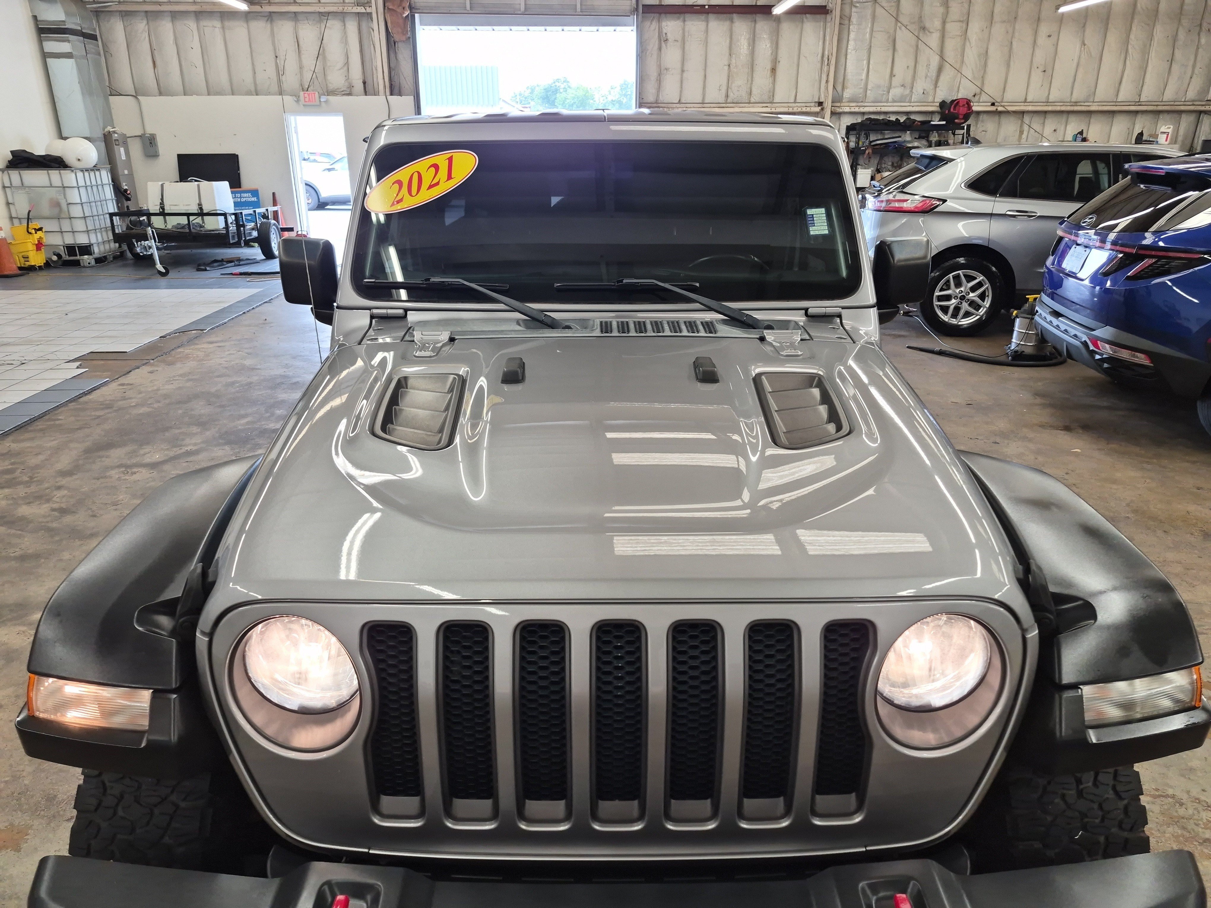 Used 2021 Jeep Wrangler Unlimited Rubicon AWD/4WD image 4