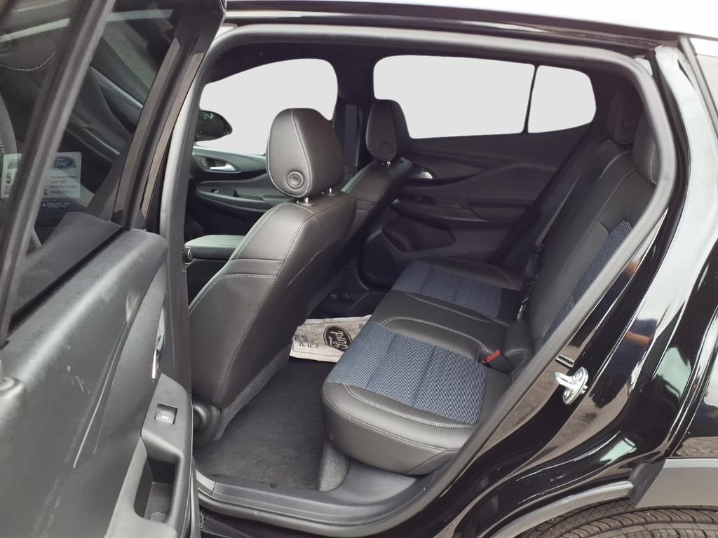Used 2025 Buick Envista Preferred FWD image 34