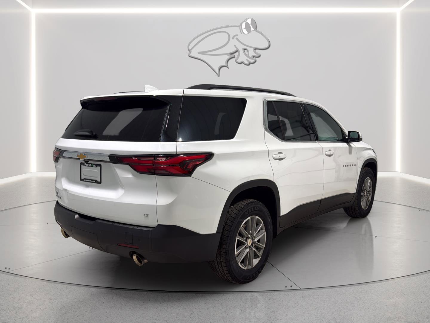 Used 2022 Chevrolet Traverse LT image 6
