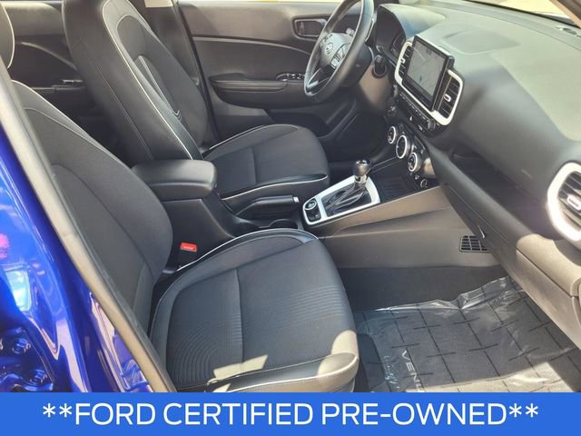 Used 2023 Hyundai Venue Limited FWD image 10