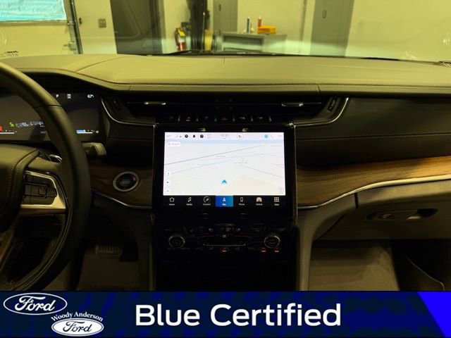 Used 2024 Jeep Grand Cherokee Summit w/ Adv Protech Group IV image 15