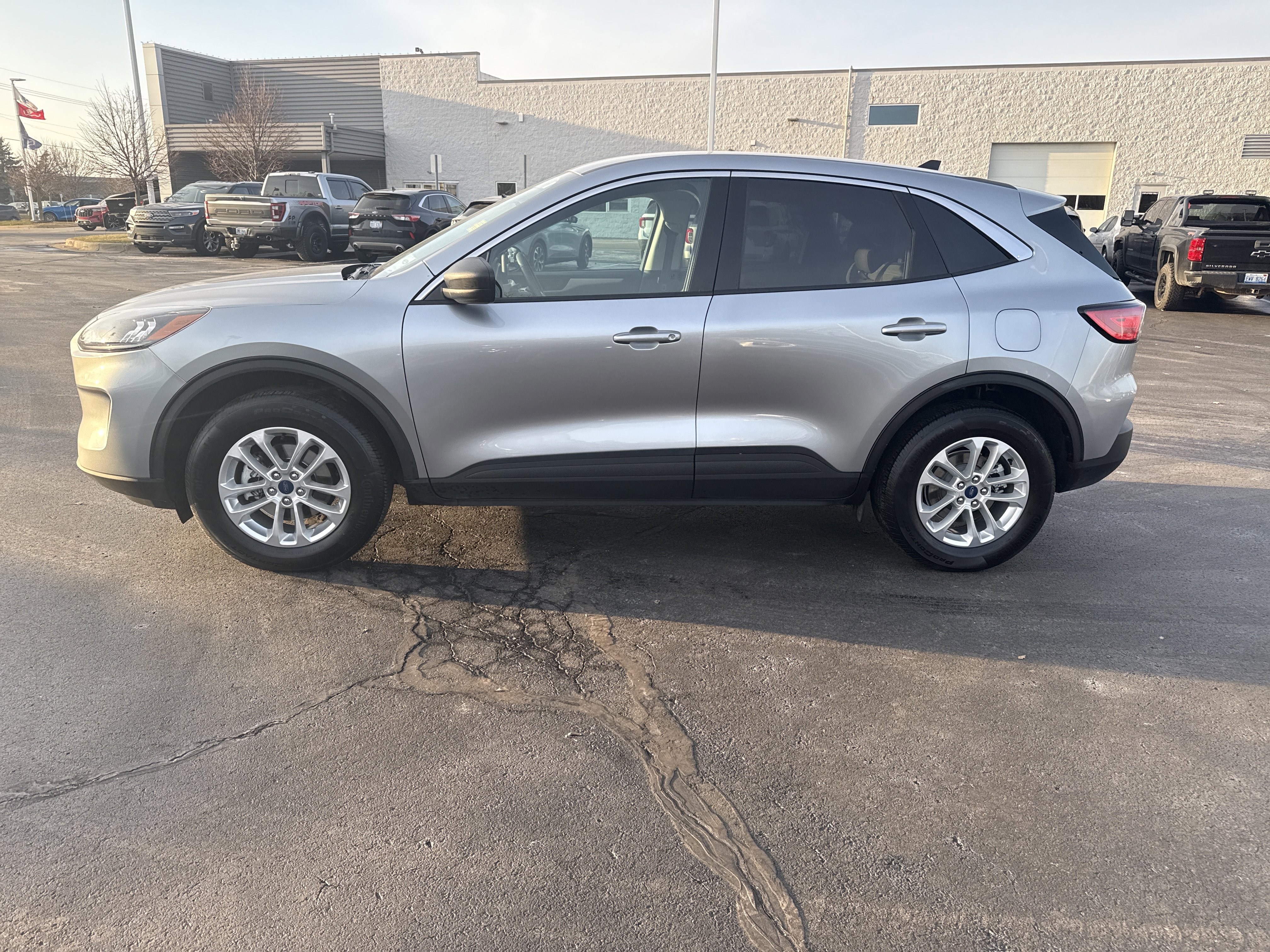 Certified 2022 Ford Escape SE w/ Convenience Package image 4