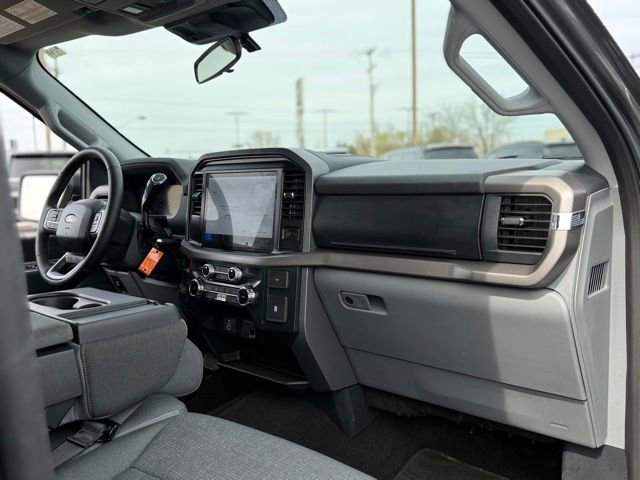 Certified 2025 Ford F150 XLT w/ Equipment Group 301A Standard AWD/4WD image 17
